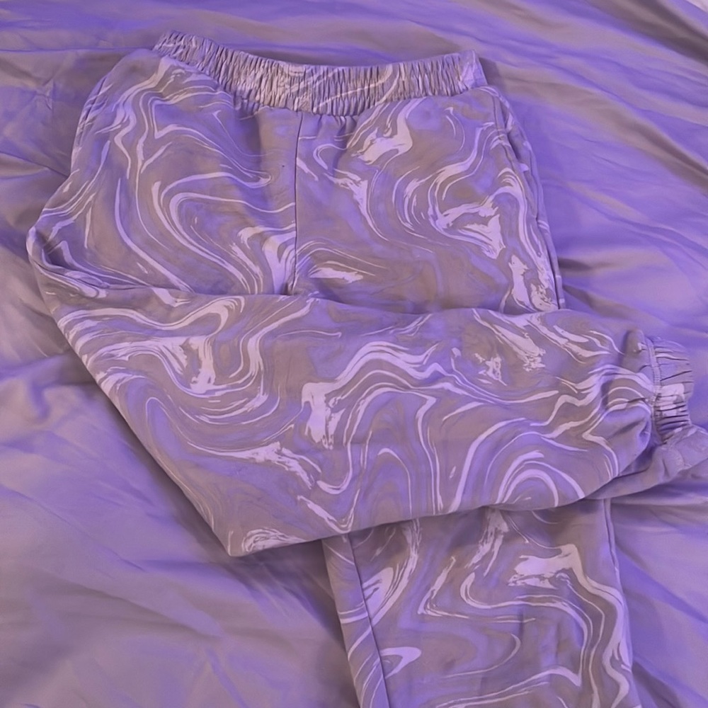 Sweat pants.